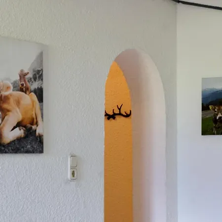 Wildrose Neukirchen am Großvenediger