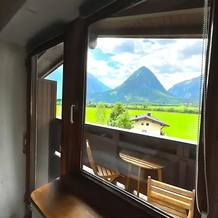 Wildrose Neukirchen am Großvenediger