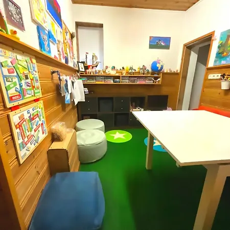 Отель Wildrose Нойкирхен-ам-Гросфенедигер